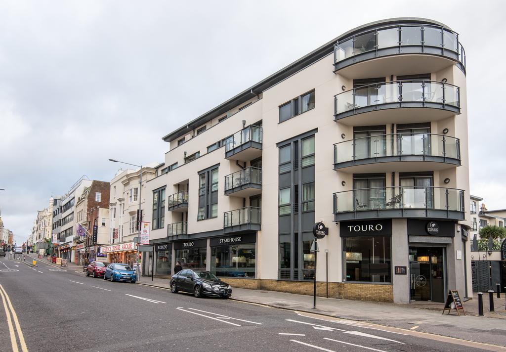 Central Brighton Apartment With Private Parking Værelse billede
